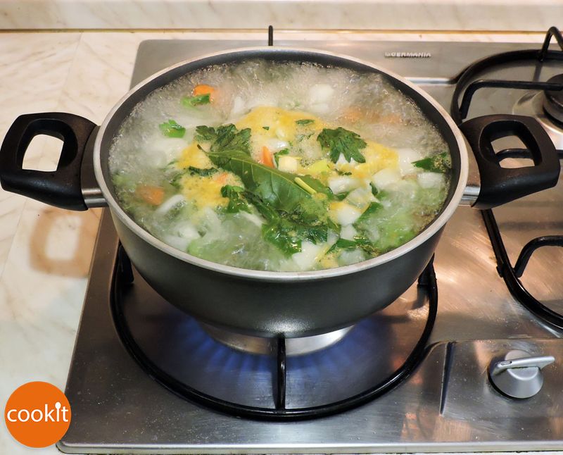 Vegetable broth recipe step 3