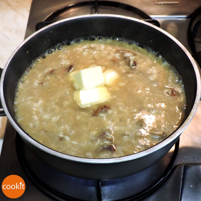 Risotto ai funghi porcini Recipe step 10